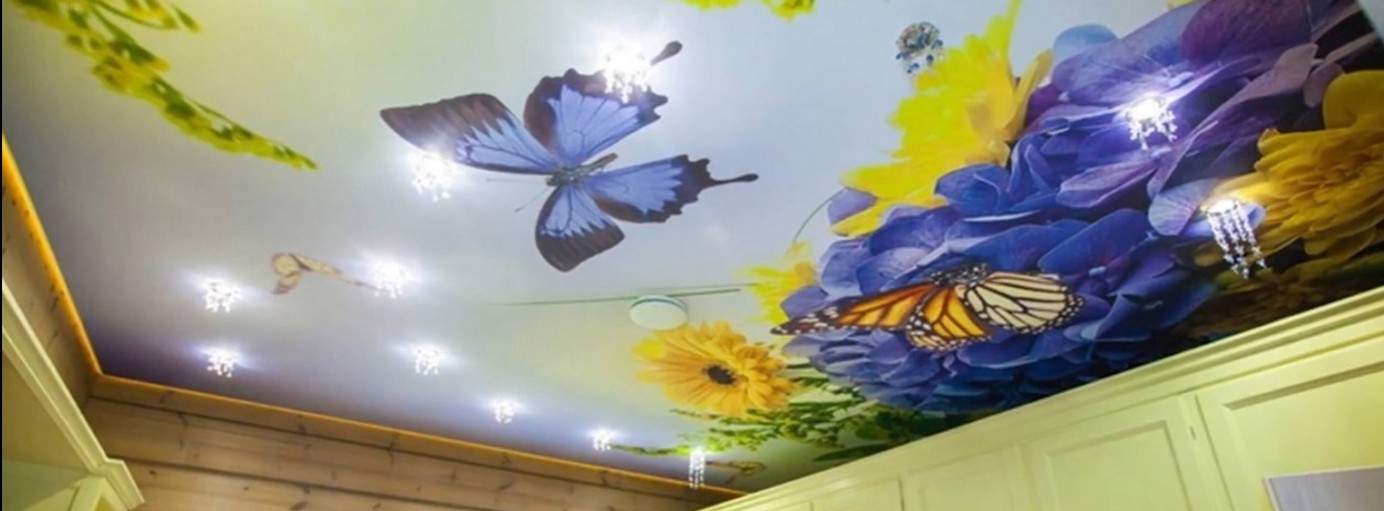 Saisonale Designideen für Spanndecken für Nürnberg, Bayern und Berlin 2026.