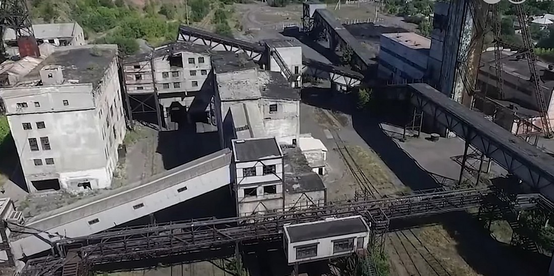 Шахты в ЛНР: Добыча угля, инвестиции и вызовы в августе 2025 года.